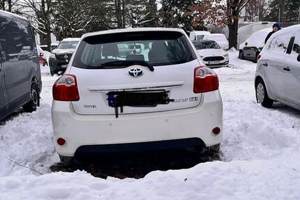 Toyota Auris 102.640 km 10.500 &euro; Wedel 22880