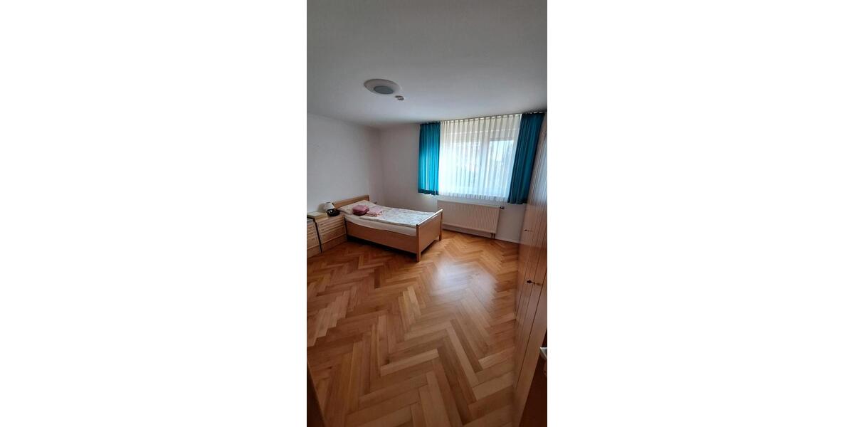 Einfamilienhaus Altheim (Alb) - 7 Zimmer, 180 m&sup2;, 1.680&euro; | Angebot:25888034