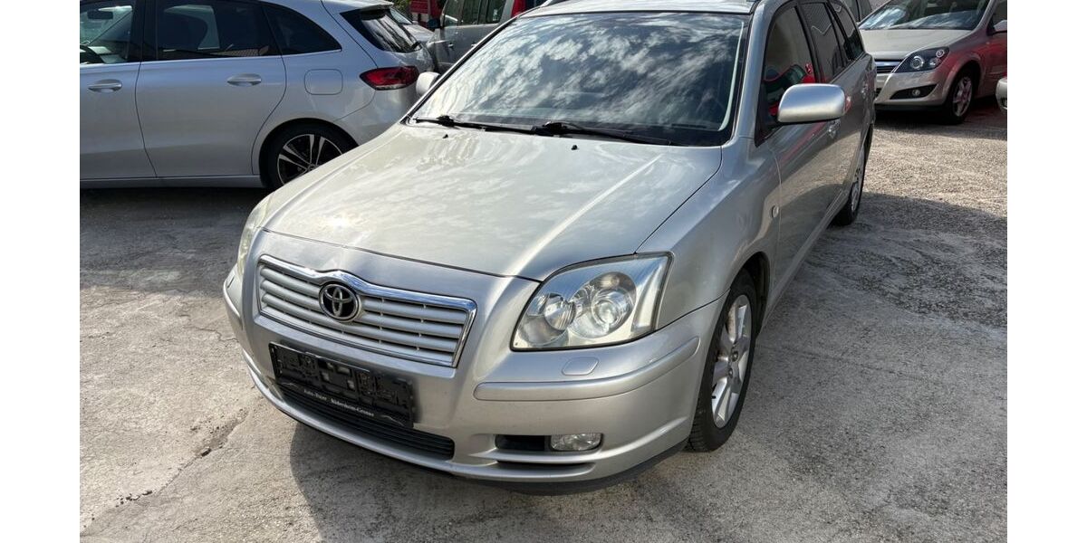 Toyota Avensis 244.223 km 1.850 &euro; Nürnberg 90427