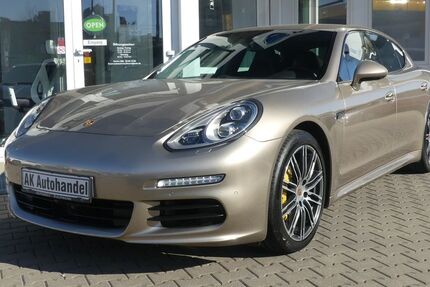 Porsche Panamera 31.376 km 67.890 &euro; München 80687