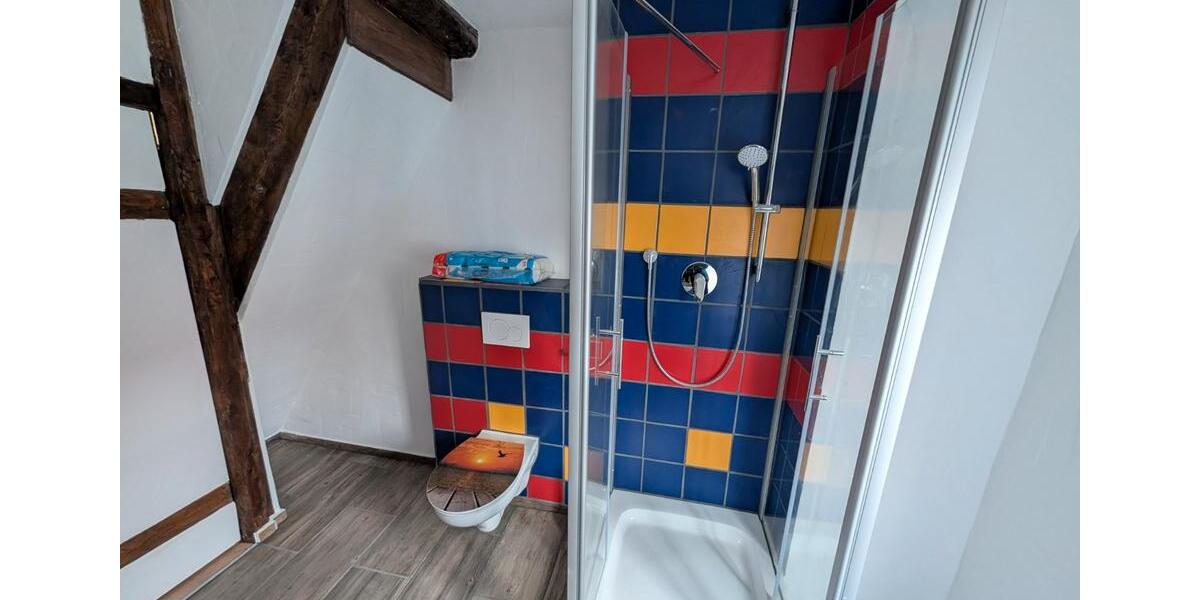Bauernhaus, Landhaus Rottenburg am Neckar - 7 Zimmer, 200 m&sup2;, 1.750&euro; | Angebot:26041525