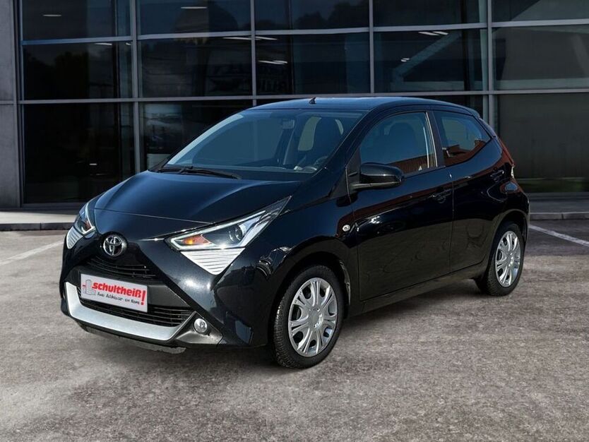 Aygo (X)