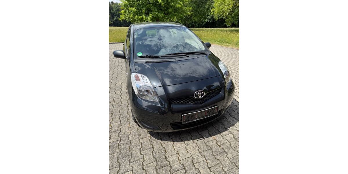 Toyota Yaris 103.700 km 3.600 &euro; Eging am See 94535