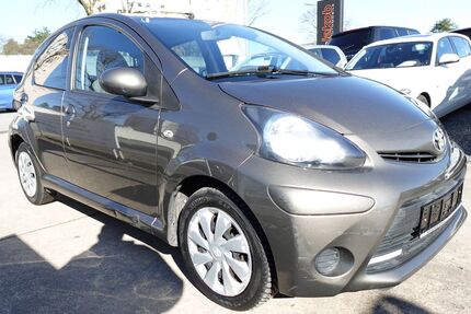 Toyota Aygo (X) 104.000 km 3.990 &euro; Mainaschaff 63814