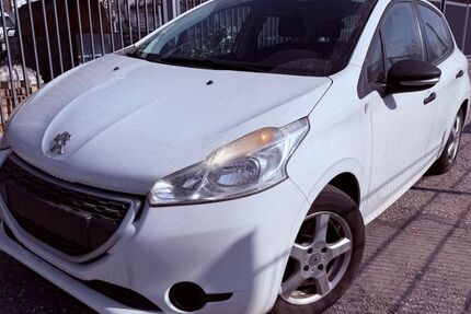 Peugeot 208 184.000 km 1.490 &euro; Markt Schwaben 85570