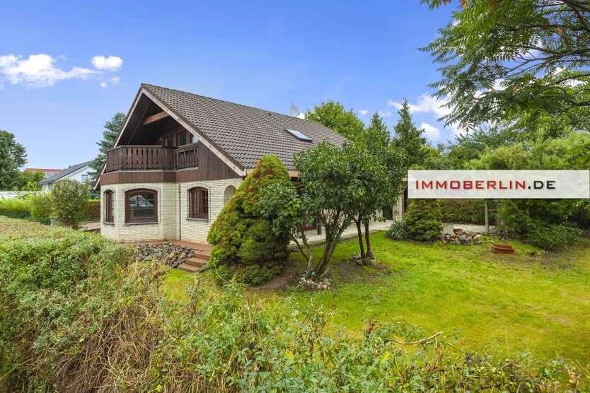 Haus zum Kaufen in Schönefeld 750.000 € 165 m²