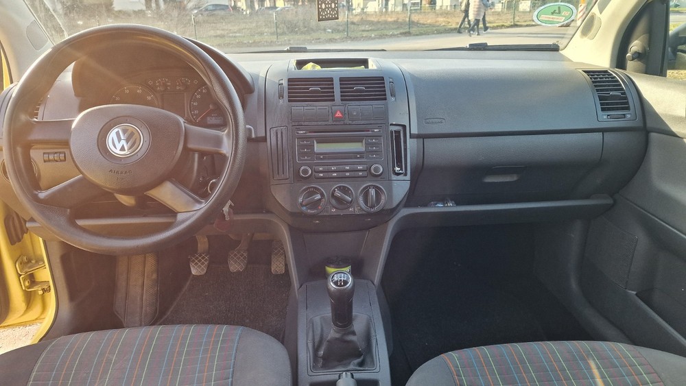 VW Polo 127.000 km 1.499 &euro; Berlin 10178