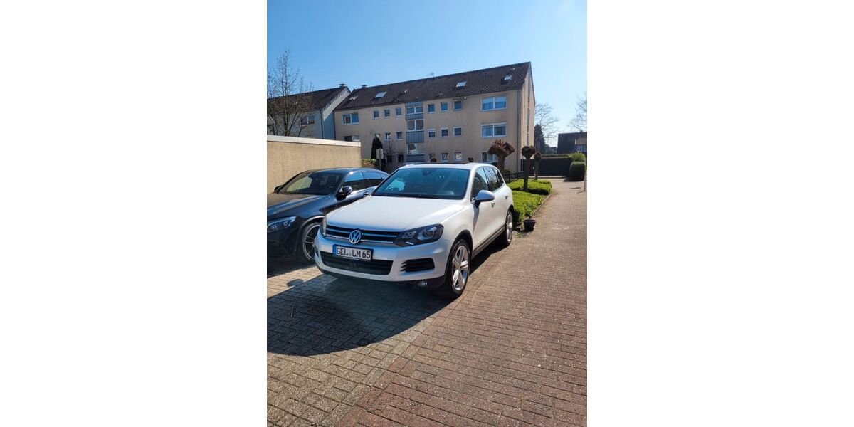 VW Touareg 161.000 km 18.550 &euro; weeze 47652
