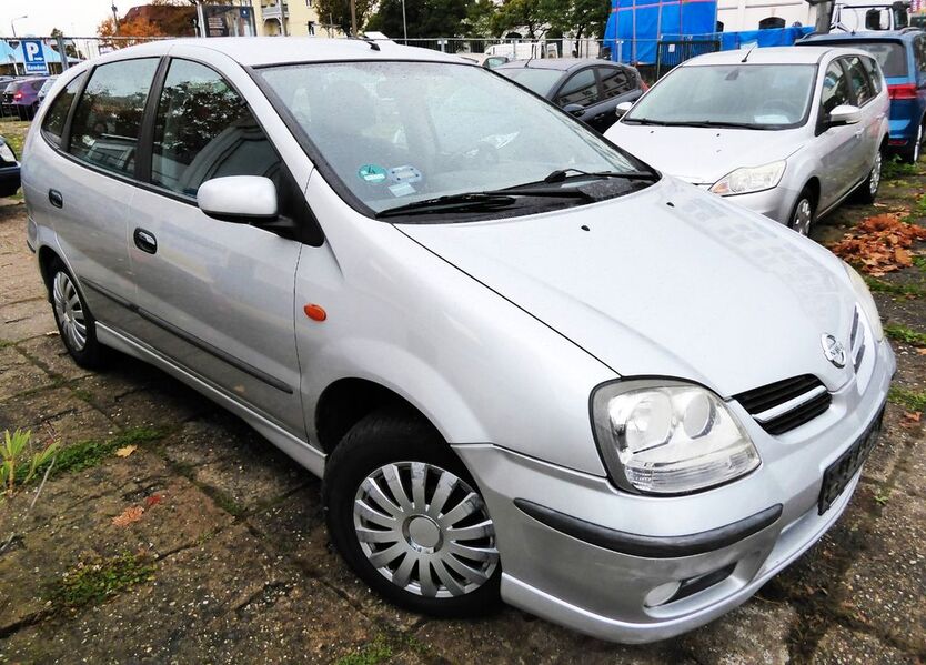 Nissan Almera 108.606 km 1.999 € Dresden 01237