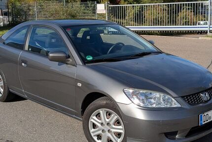 Honda Civic 142.000 km 3.999 &euro; Dresden 01159