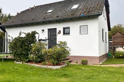 Haus Petersaurach - 6 Zimmer, 200 m&sup2;, 1.850&euro; | Angebot:26387926