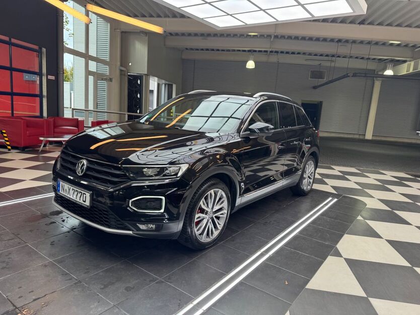 VW T-Roc 139.000 km 18.900 € Nürnberg 90471