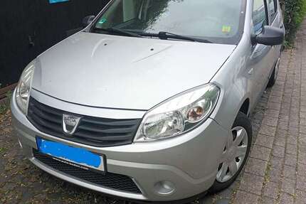 Dacia Sandero 123.000 km 3.000 &euro; Essen, Stadt 45355
