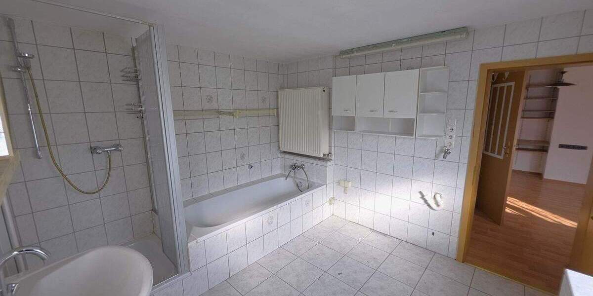 Doppelhaushälfte Saarland - Quierschied Fischbach - 5 Zimmer, 145 m&sup2;, 199.000&euro; | Angebot:25846095