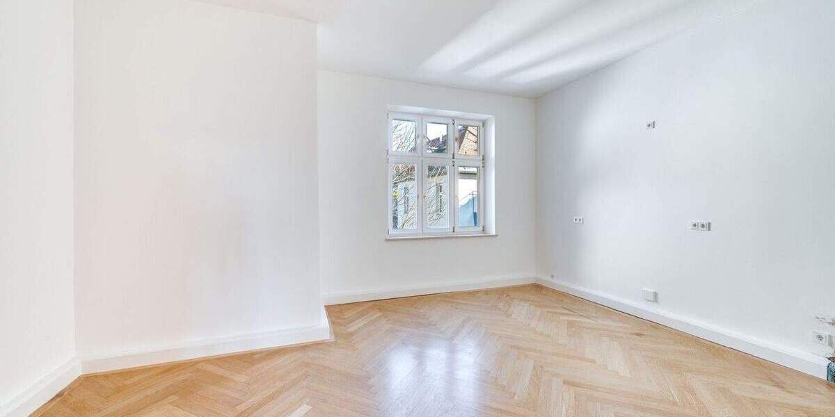 Etagenwohnung München Bogenhausen - 3 Zimmer, 126 m&sup2;, 3.500&euro; | Angebot:25562346