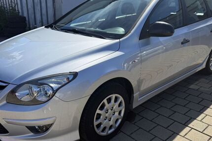 Hyundai i30 159.000 km 2.990 &euro; ERTINGEN 88521