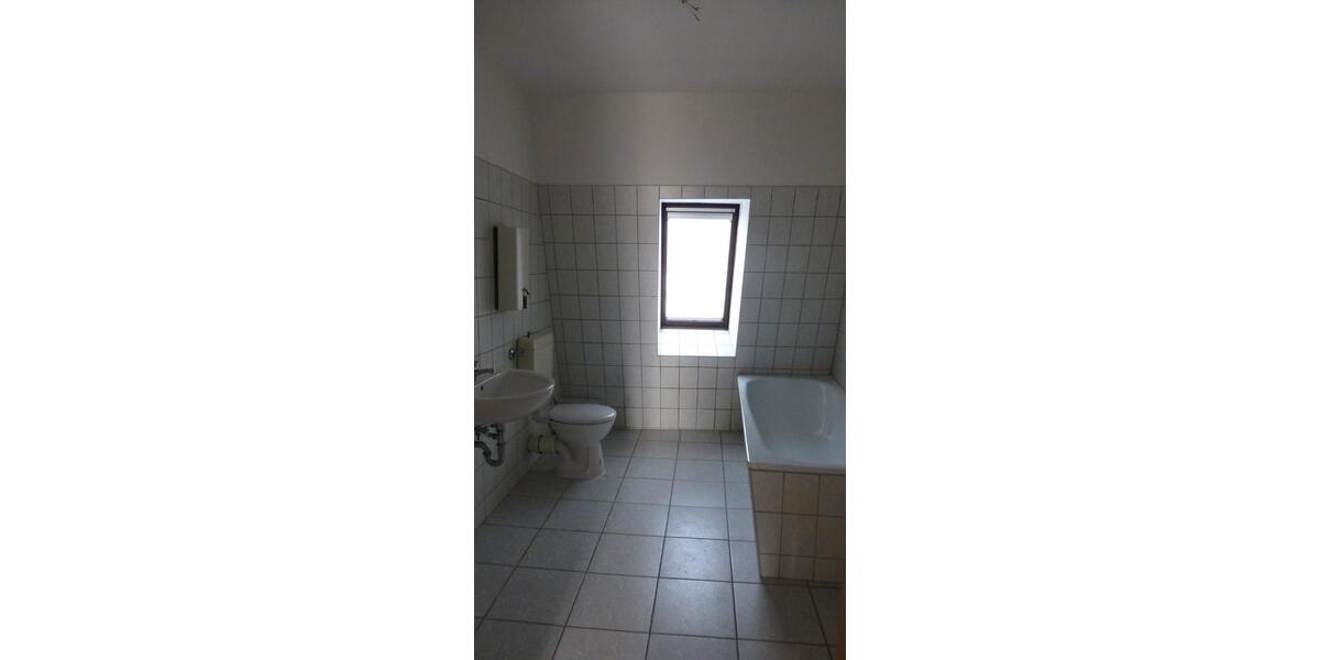 Etagenwohnung Zittau - 3 Zimmer, 88 m&sup2;, 388&euro; | Angebot:26382743
