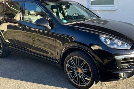 Porsche Cayenne 200.000 km 29.700 &euro; Füssen 87629