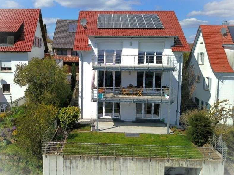 Haus zum Mieten in Göppingen 2.150 € 229 m²