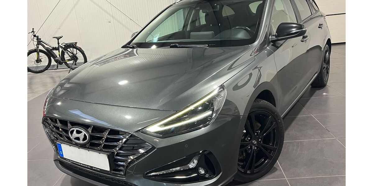 Hyundai i30 131.000 km 13.995 &euro; Bretten 75015