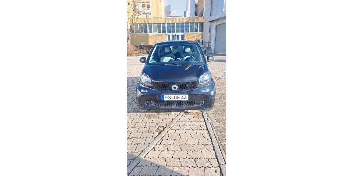 Smart ForTwo 96.000 km 5.999 &euro; Hamburg 20535