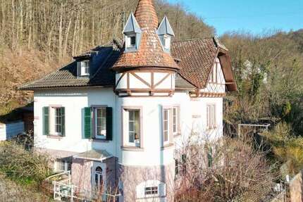 Haus Gemünden - 7 Zimmer, 176 m&sup2;, 365.000&euro; | Angebot:25445836