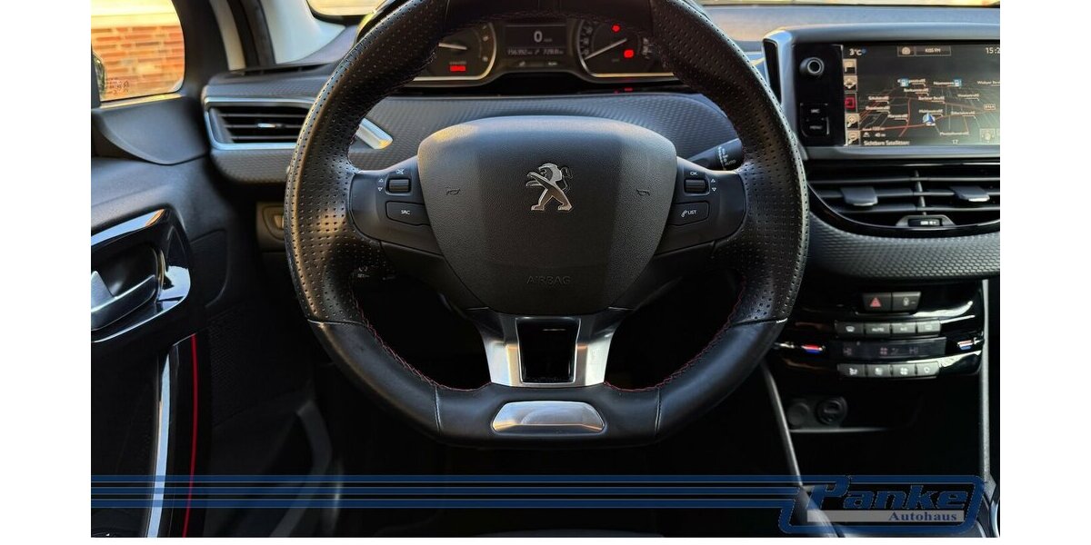 Peugeot 208 Allure*GT-Line*Pano*U-Connect*SHZ*R-Cam* 156.392 km 8.280 &euro; Berlin 13187
