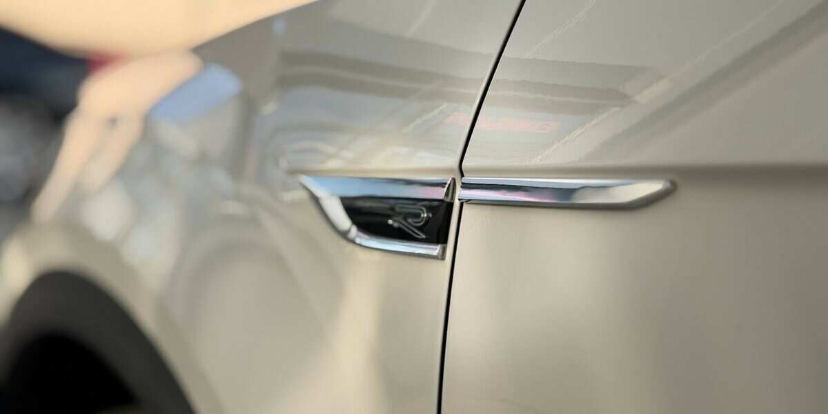 VW T-Roc R-Line/4Motion/Pano/Memory/Keyles 64.000 km 28.250 &euro; Mönchengladbach 41066