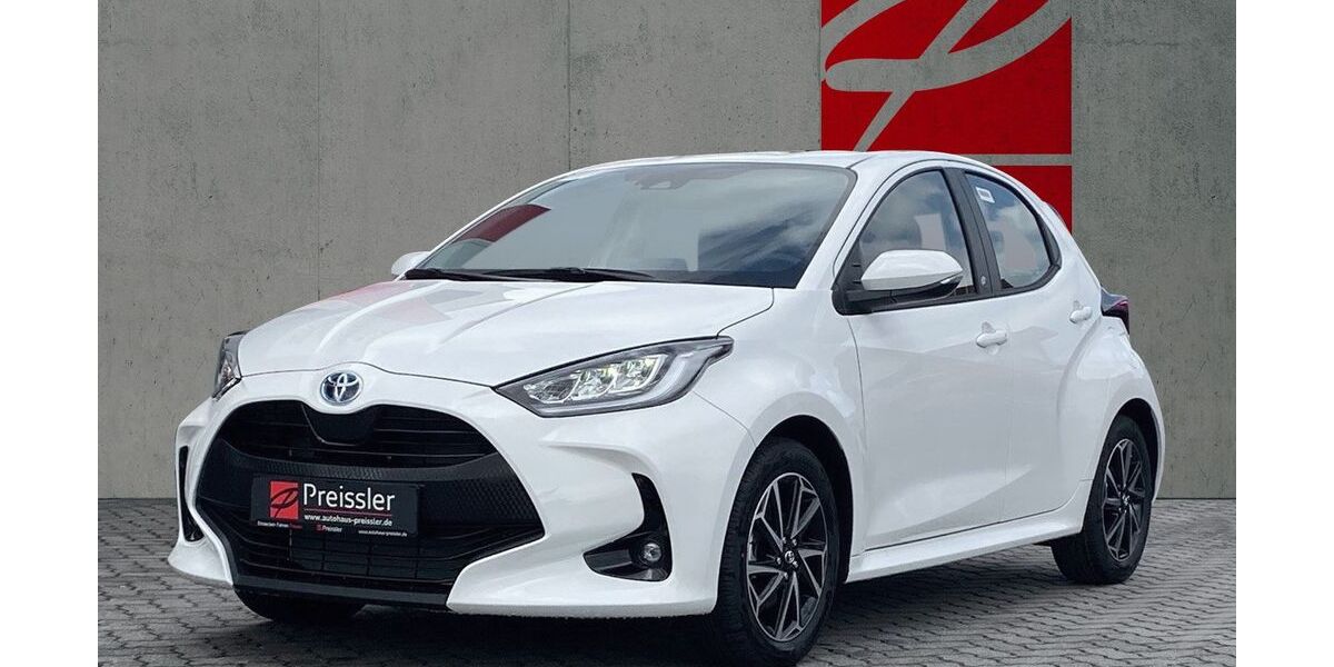 Toyota Yaris 2.500 km 25.850 € Klingenberg 63911