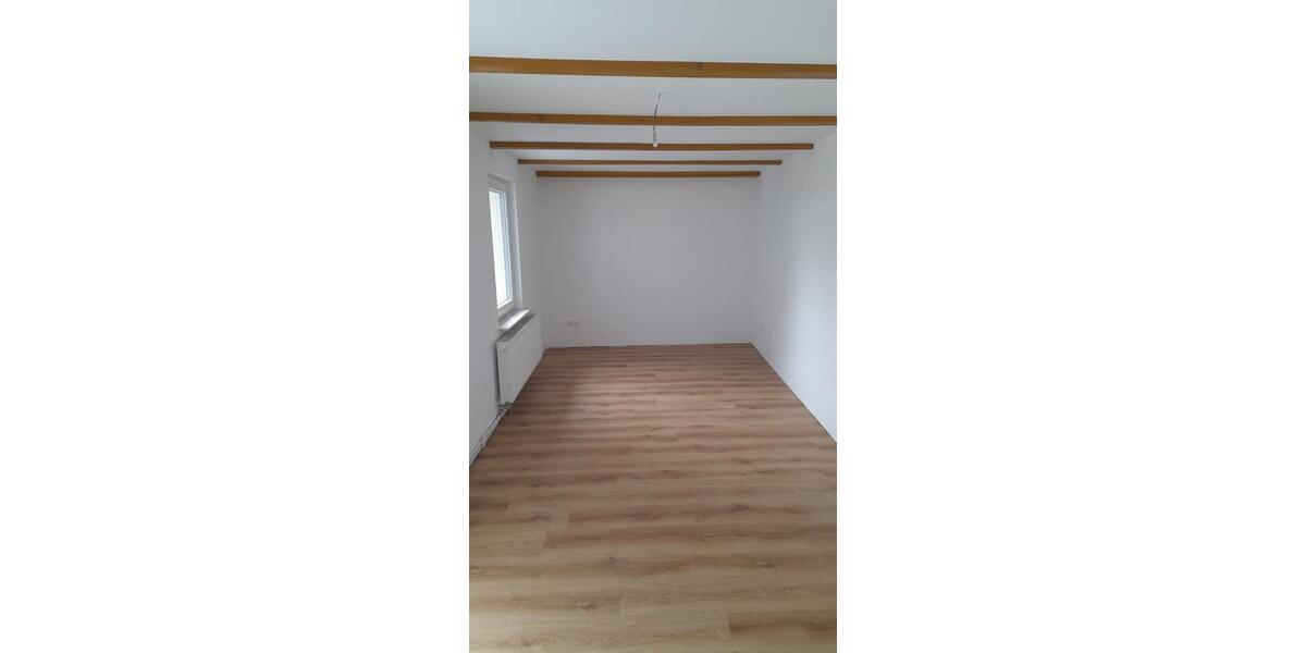 Etagenwohnung Neustadt an der Orla - 3 Zimmer, 70 m&sup2;, 665&euro; | Angebot:25416129