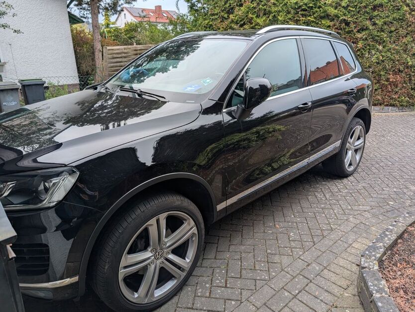 VW Touareg 65.000 km 36.999 € Wolfsburg 38442