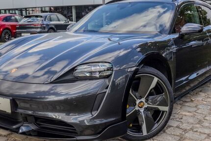 Porsche Taycan 3.300 km 99.990 &euro; Nürnberg 90425