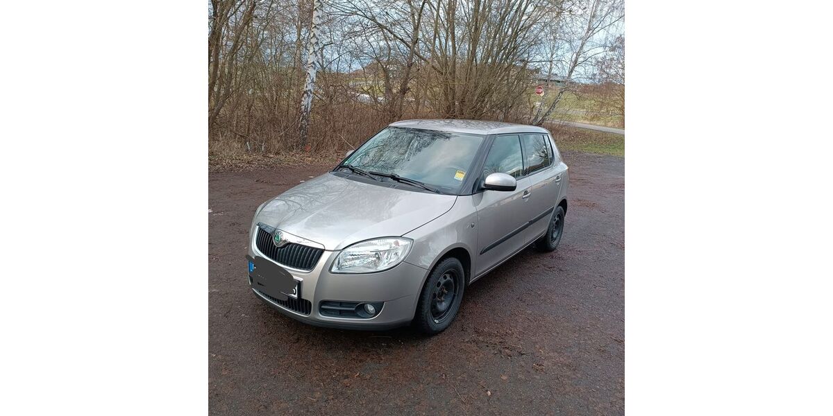 Skoda Fabia 142.000 km 3.499 &euro; Katzenelnbogen 56368