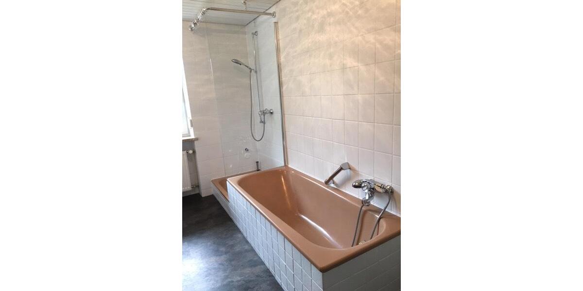 Doppelhaushälfte Haag in Oberbayern - 6 Zimmer, 158 m&sup2;, 1.900&euro; | Angebot:26387967