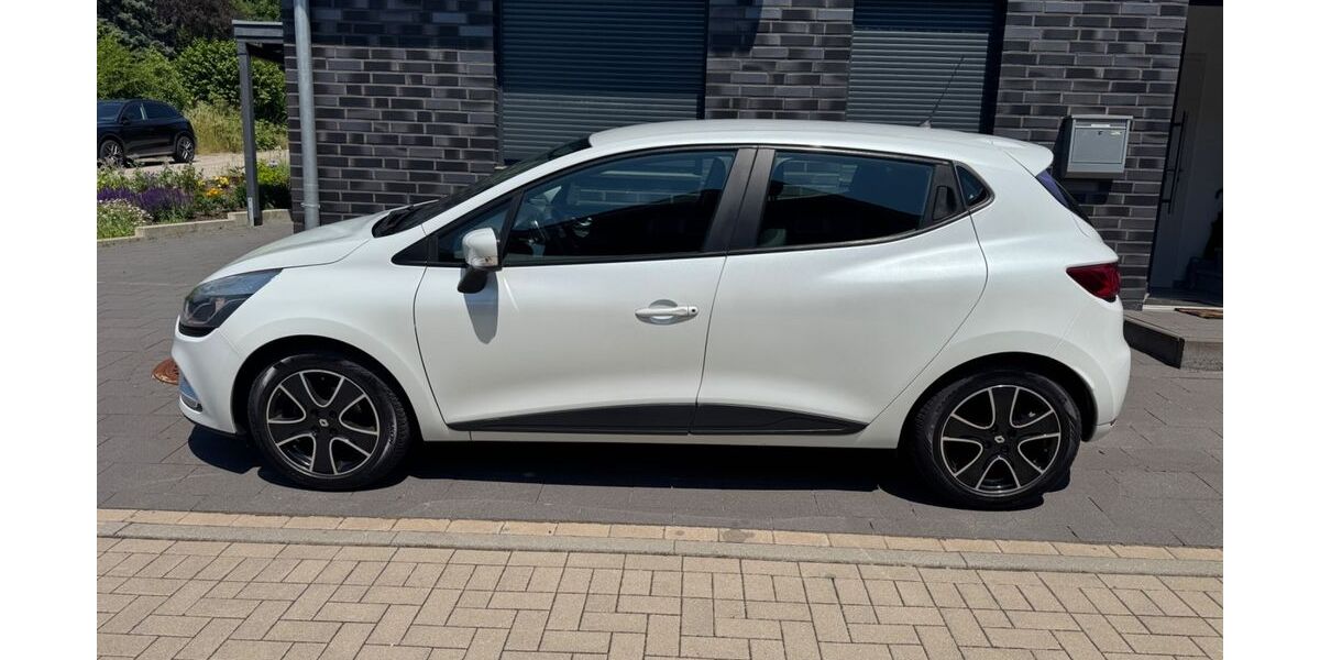 Renault Clio 76.000 km 7.500 &euro; Lengerich 49525