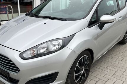 Ford Fiesta 89.380 km 7.990 &euro; Tessin 18195