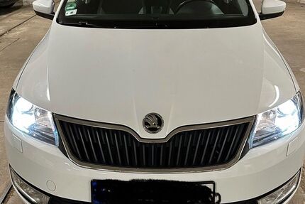 Skoda Rapid 72.000 km 11.000 &euro; Hamburg 20459
