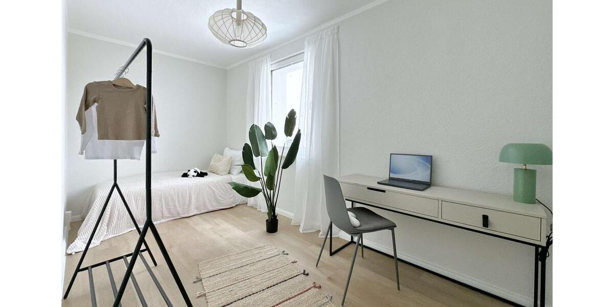Etagenwohnung Sanitz - 5 Zimmer, 104 m&sup2;, 1.295&euro; | Angebot:25925494