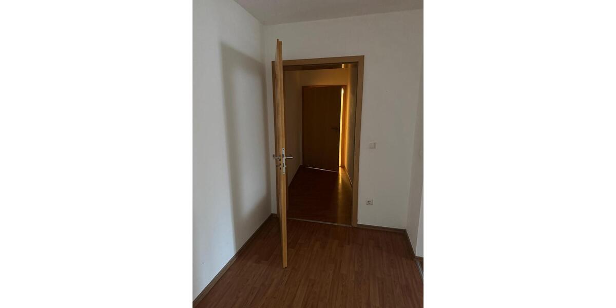 Etagenwohnung Frontenhausen - 3 Zimmer, 67 m&sup2;, 595&euro; | Angebot:26374291