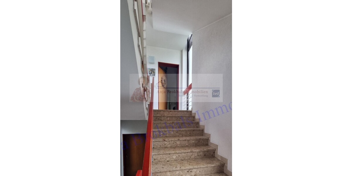 Ruhige Citylage GT: Geräumiges Apartment mit großem Balkon und Stellplatz - für Käufer provisionsfrei - 1- Gütersloh | Angebot:20189855