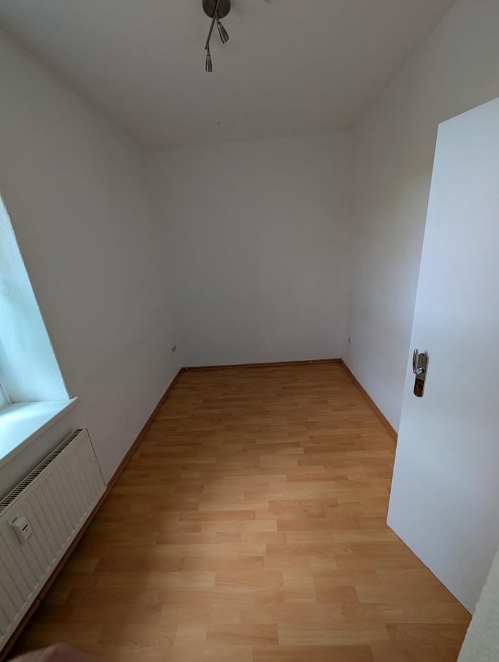 Gemütliche 3-Zimmer-Wohnung in Schwerin (62,48 m²) zimmer