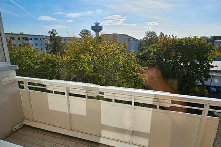 Wohnung Altenburg - 2 Zimmer, 49 m&sup2;, 320&euro; | Angebot:26382369