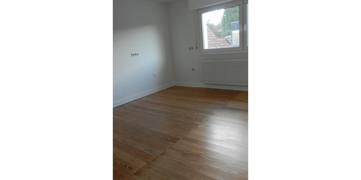 Einfamilienhaus Bruchsal - 6 Zimmer, 150 m&sup2;, 650.000&euro; | Angebot:25930641