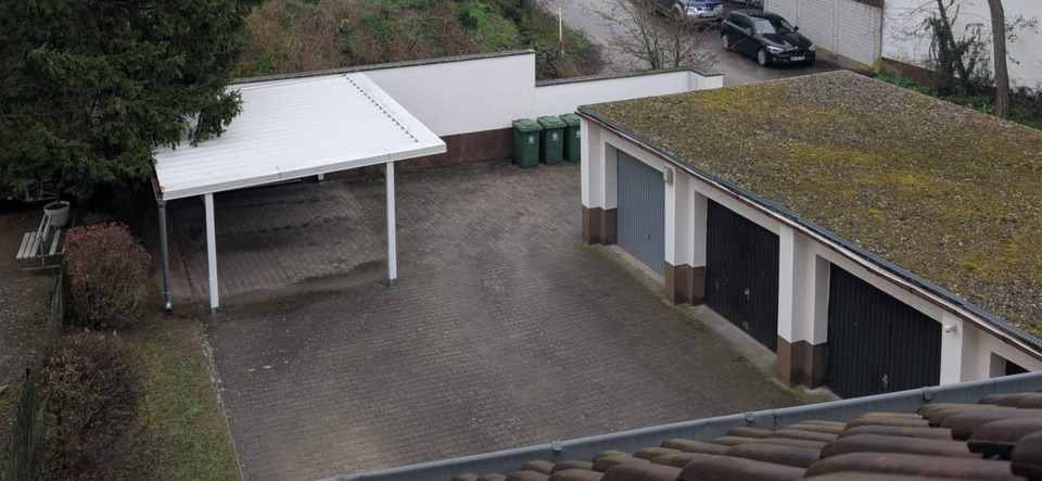 *Provisionsfrei* 3-Zimmer Wohnung in kleiner Wohneinheit + Garage 3 zimmer