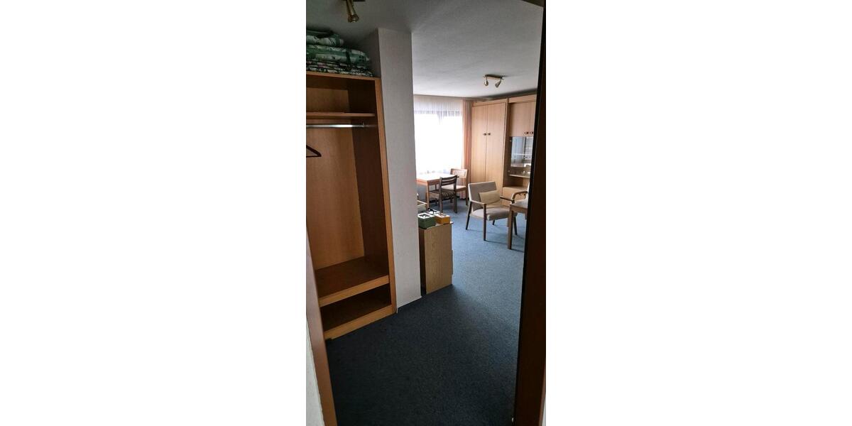 Einfamilienhaus Pfullingen - 2 Zimmer, 50 m&sup2;, 850&euro; | Angebot:24806008