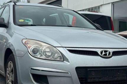 Hyundai i30 266.939 km 1.599 &euro; Düren 52349