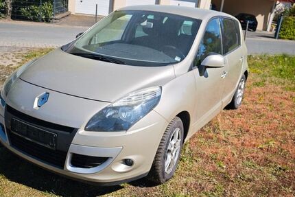 Renault Scenic 155.812 km 3.600 &euro; Waldernbach 35794