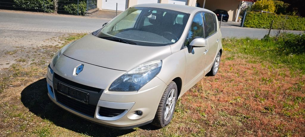 Renault Scenic 155.812 km 3.600 &euro; Waldernbach 35794