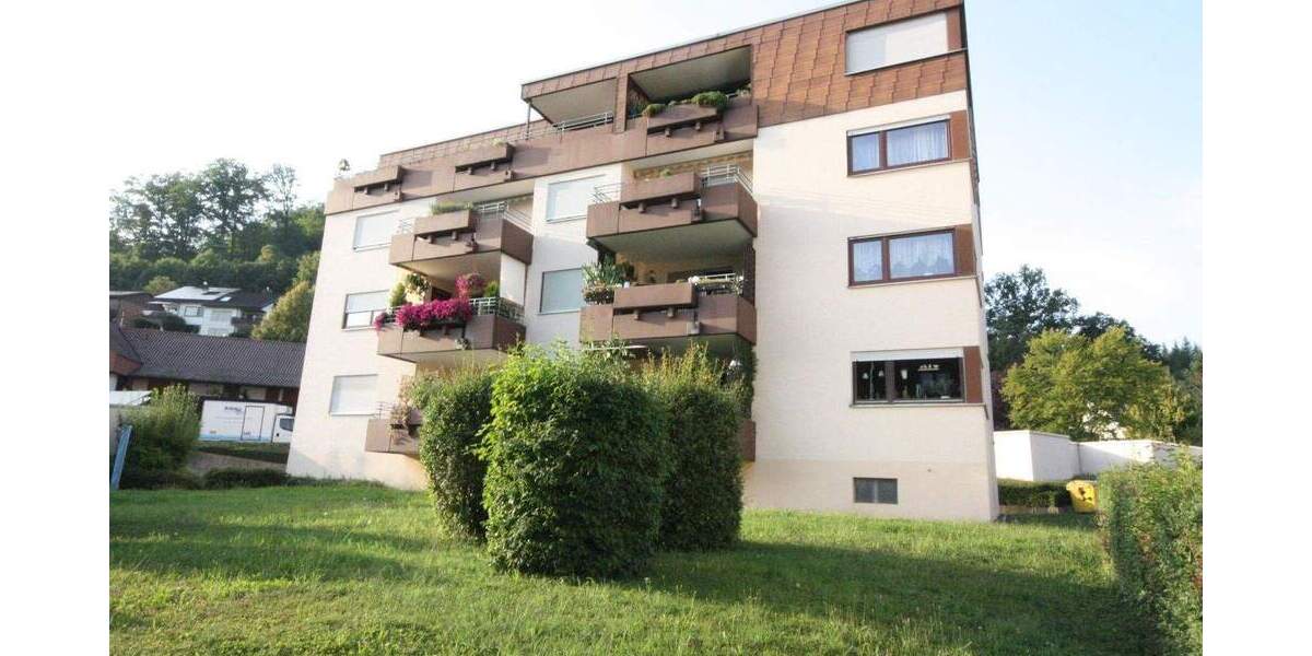 Attraktive 3 Zimmer Wohnung mit Aussicht 3 zimmer