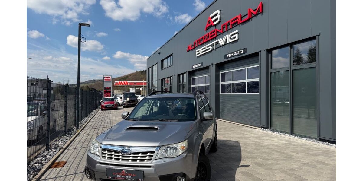 Subaru Forester 152.000 km 7.995 &euro; Bestwig-Nuttlar 59909
